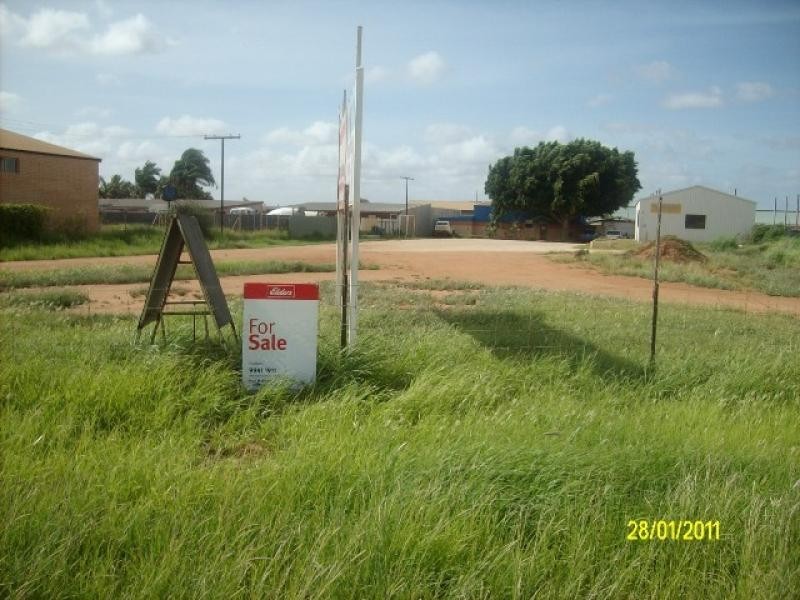 412 ROBINSON STREET, Carnarvon WA 6701