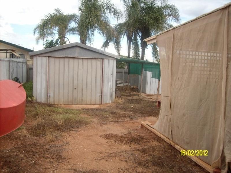 3 FENNER STREET, Carnarvon WA 6701