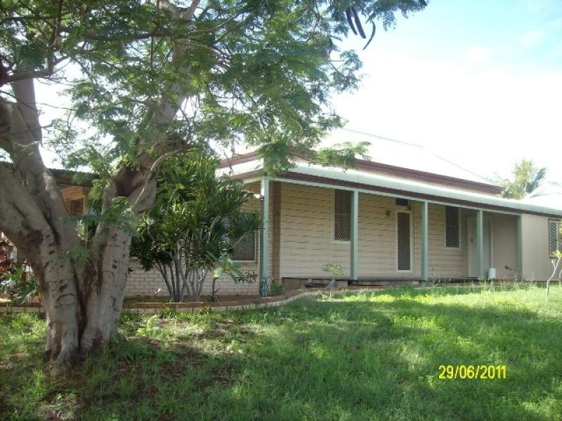 17 HILL STREET, Carnarvon WA 6701