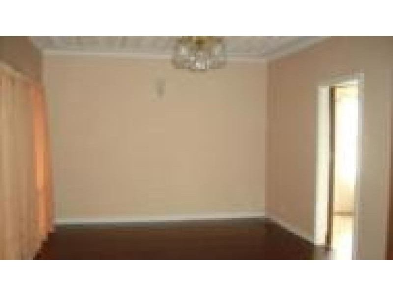 33 DOUGLAS STREET, SOUTH, Carnarvon WA 6701