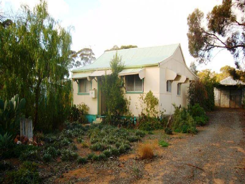 22 ROBERTS STREET, Norseman WA 6443