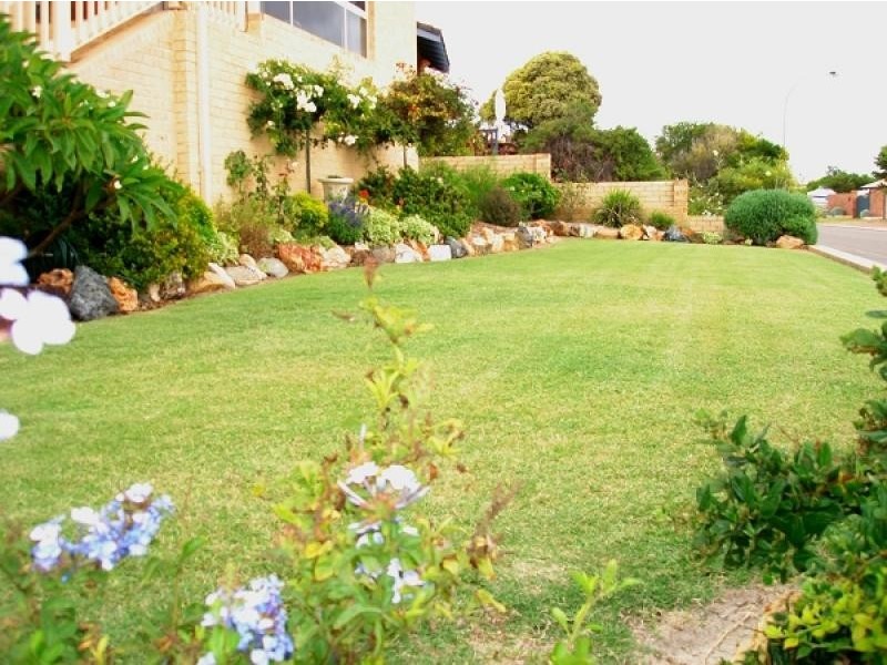 28 Hockey Place, West Beach WA 6450