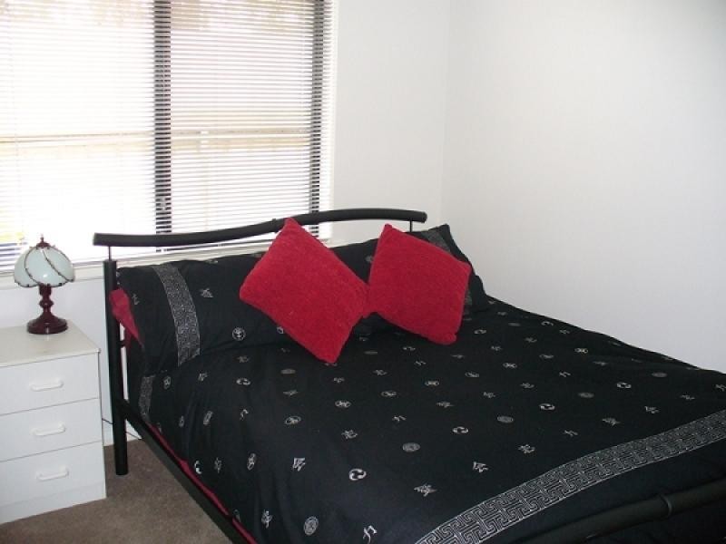 2/37 a Hawkins Street, Kalgoorlie WA 6430