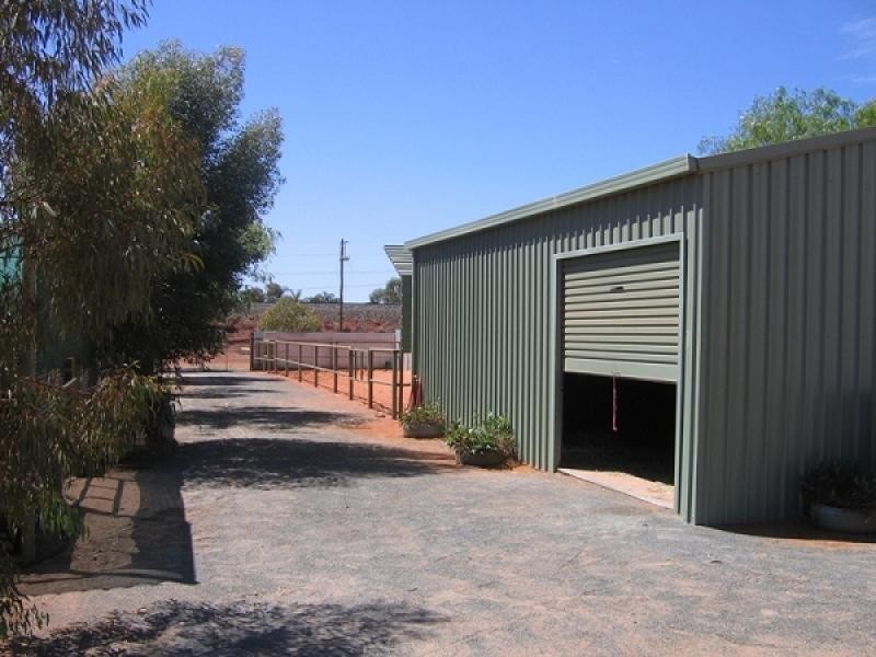 16 Woodley Street, West Lamington, Kalgoorlie WA 6430