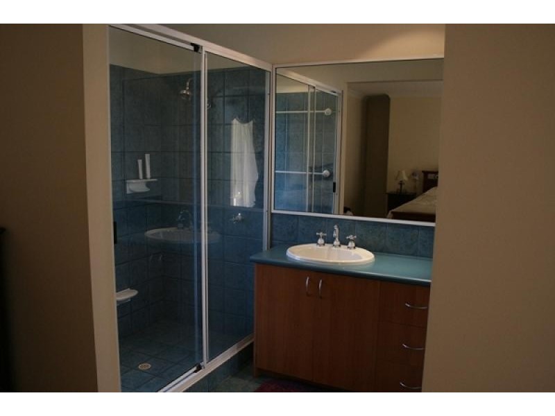 38 a Rosenberg Cr, Lamington WA 6430