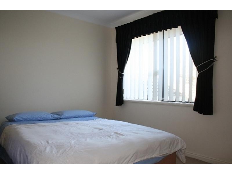 38 a Rosenberg Cr, Lamington WA 6430