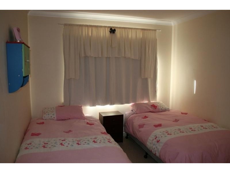 38 a Rosenberg Cr, Lamington WA 6430