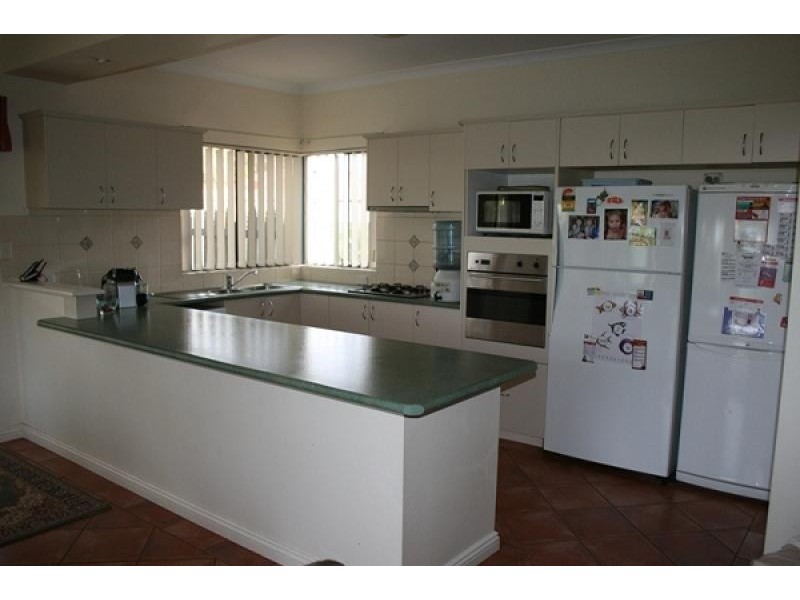 38 a Rosenberg Cr, Lamington WA 6430