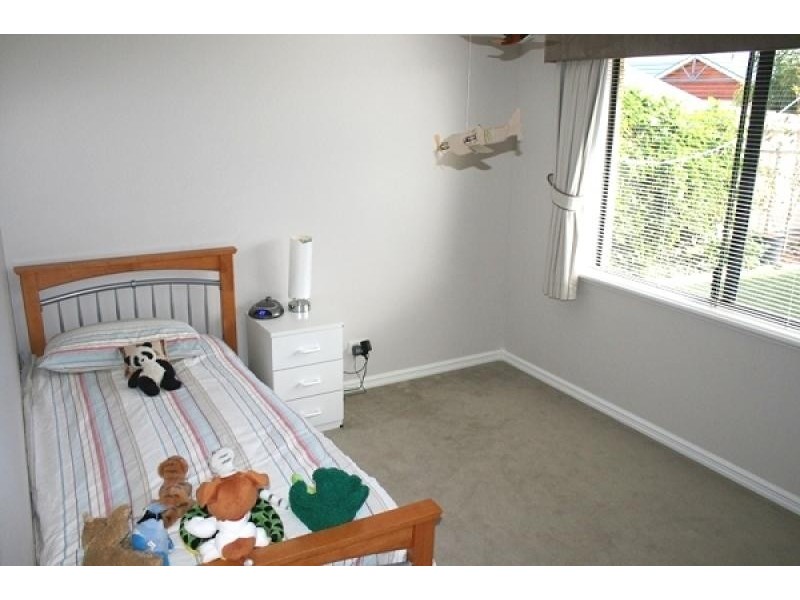 16 Henneker Drive, Kalgoorlie WA 6430