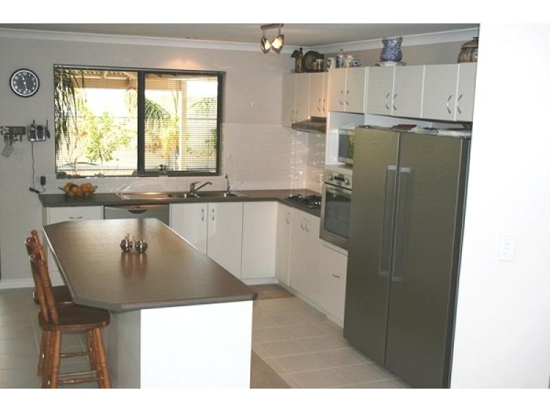 16 Henneker Drive, Kalgoorlie WA 6430