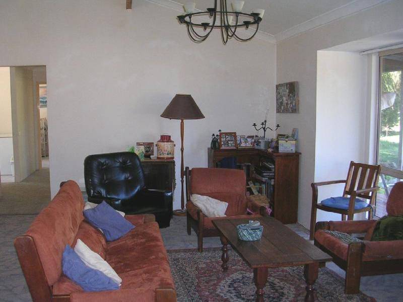 2 WALKER STREET, Narrogin WA 6312