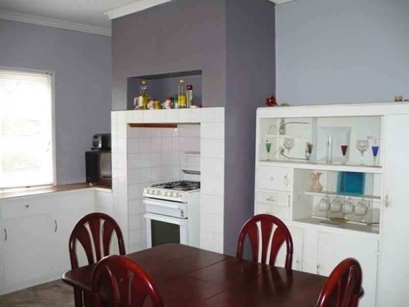 27 ARGUS STREET, Narrogin WA 6312