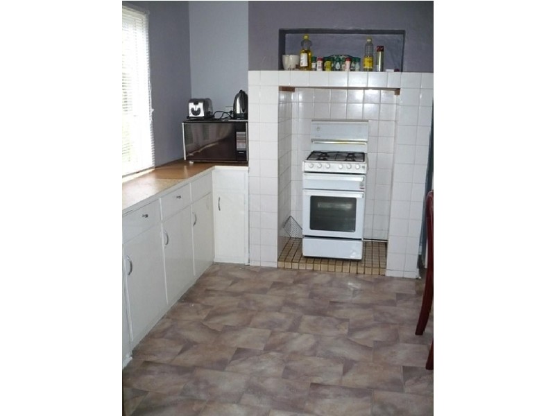 27 ARGUS STREET, Narrogin WA 6312