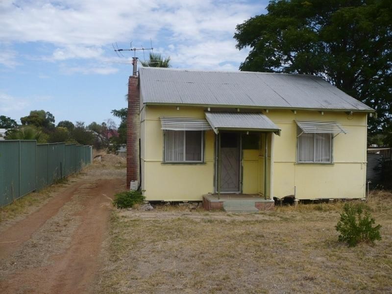34 GRANT STREET, Narrogin WA 6312