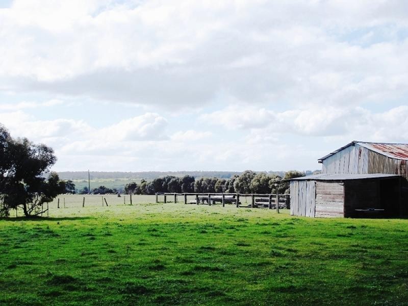 3383 WANDERING / NARROGIN ROAD, Narrogin WA 6312