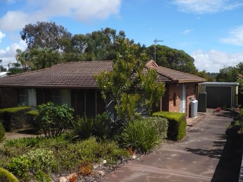 20 Hough Street, Narrogin WA 6312