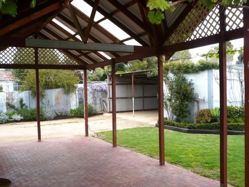 28 Daglish, Narrogin WA 6312
