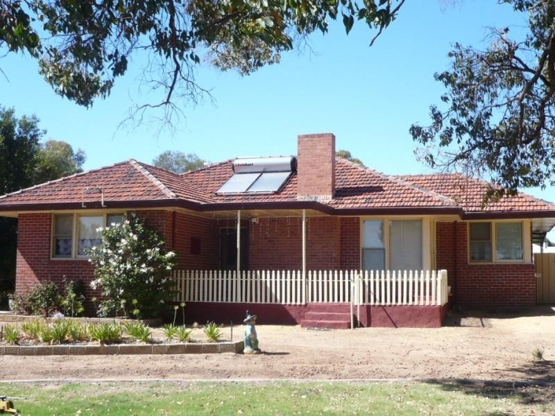 81 Furnival Street, Narrogin WA 6312