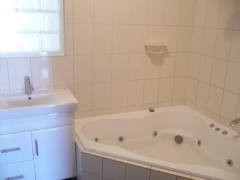 11 Burns, Narrogin WA 6312