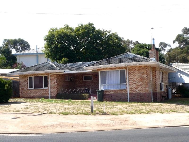 100 Forrest Street, Narrogin WA 6312