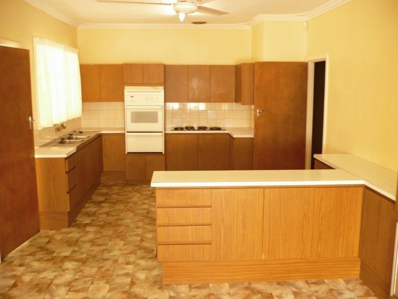 5 Fox Street, Narrogin WA 6312