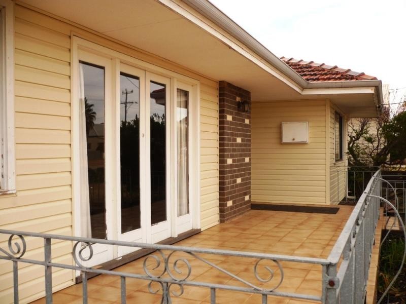 5 Fox Street, Narrogin WA 6312