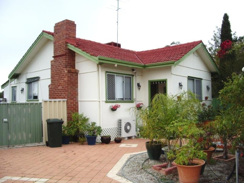 5 EDMONDSON STREET, Northam WA 6401