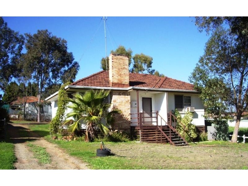 22 QUEEN STREET, Northam WA 6401