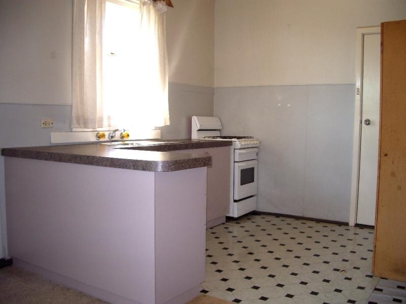 22 QUEEN STREET, Northam WA 6401