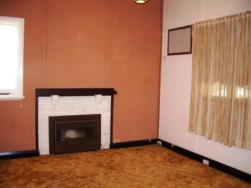 24 HAMPTON STREET, Northam WA 6401