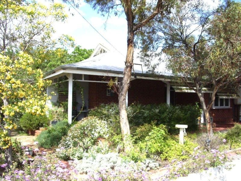 6 GREGORY STREET, Northam WA 6401