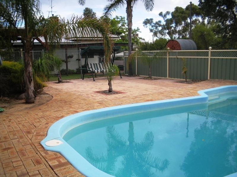 6 GREGORY STREET, Northam WA 6401