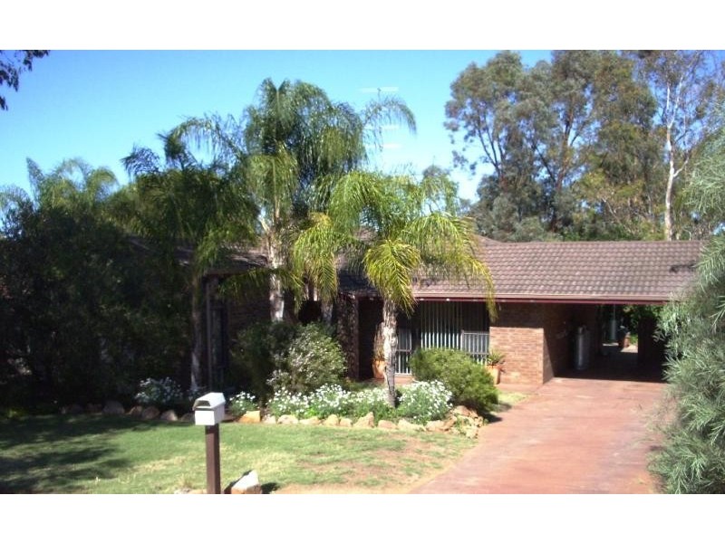 11 DOCTORS DRIVE, Northam WA 6401