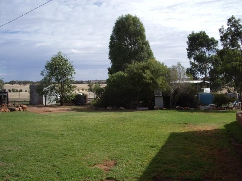 Lot 1566, 1566 Goomalling Toodyay Road, Wongamine WA 6401