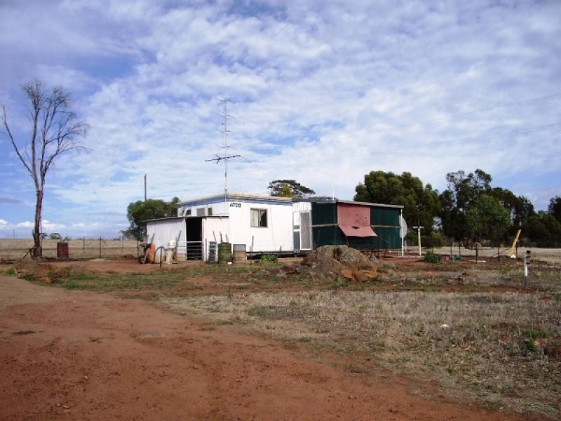 Lot 1566, 1566 Goomalling Toodyay Road, Wongamine WA 6401