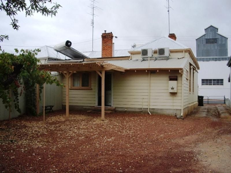 329 Fitzgerald, Northam WA 6401