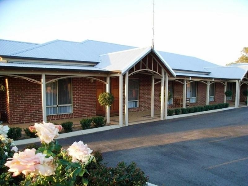 7 Loton Drive, Northam WA 6401