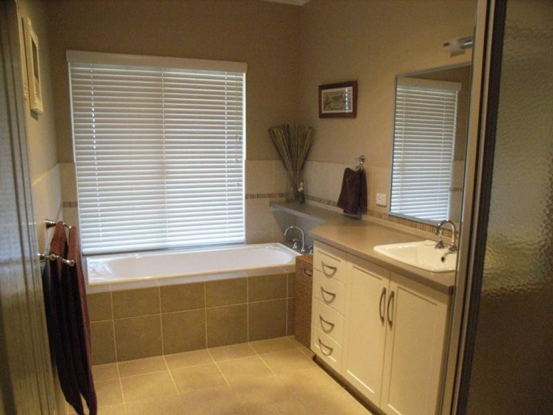 7 Loton Drive, Northam WA 6401