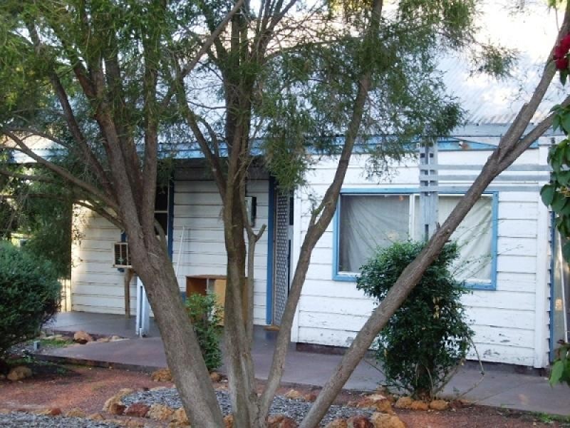 4 STOKE AVENUE, Northam WA 6401