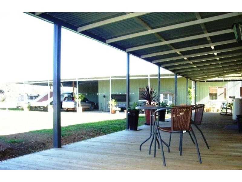 307 Jilyading Drive, Northam WA 6401