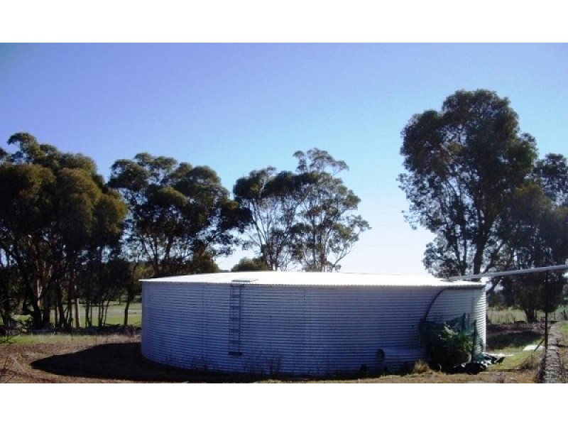 307 Jilyading Drive, Northam WA 6401