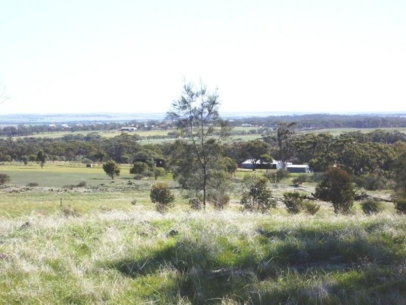 70 Robert Road, Goomalling WA 6460