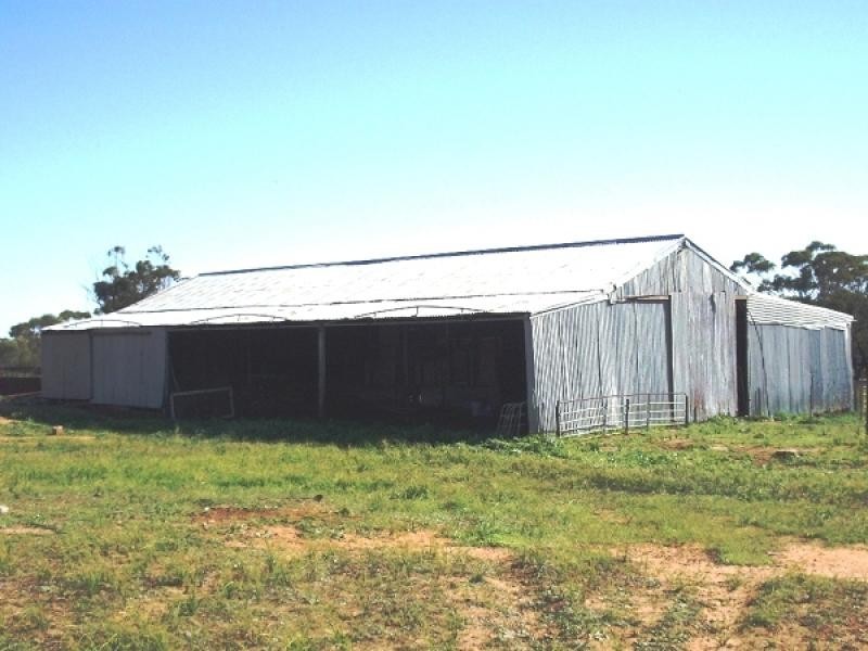 70 Robert Road, Goomalling WA 6460