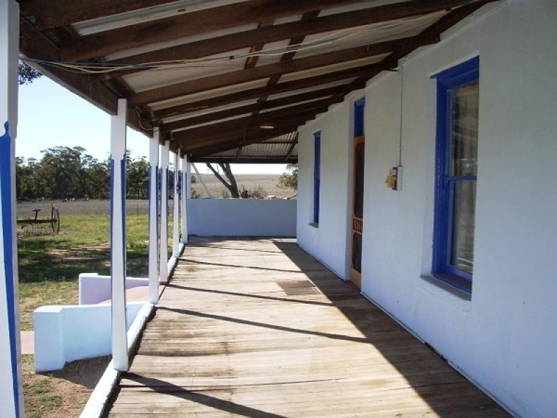 70 Robert Road, Goomalling WA 6460