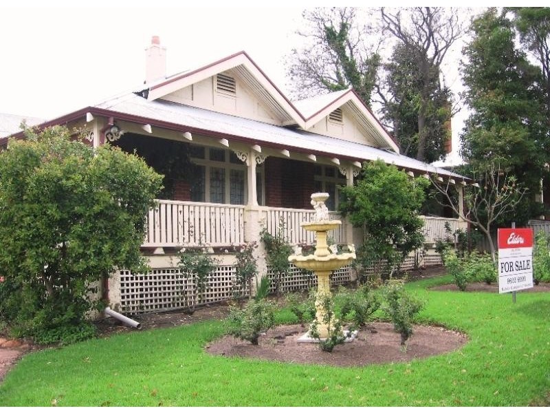 35 Gordon Street, Northam WA 6401