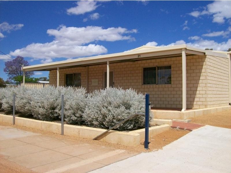 21 Railway Terrace, Goomalling WA 6460