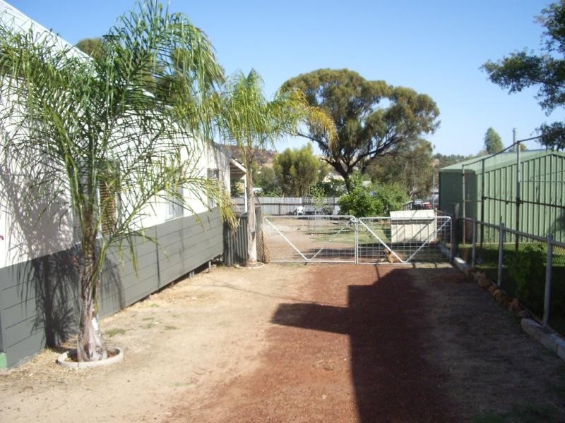 230 Duke Street, Northam WA 6401