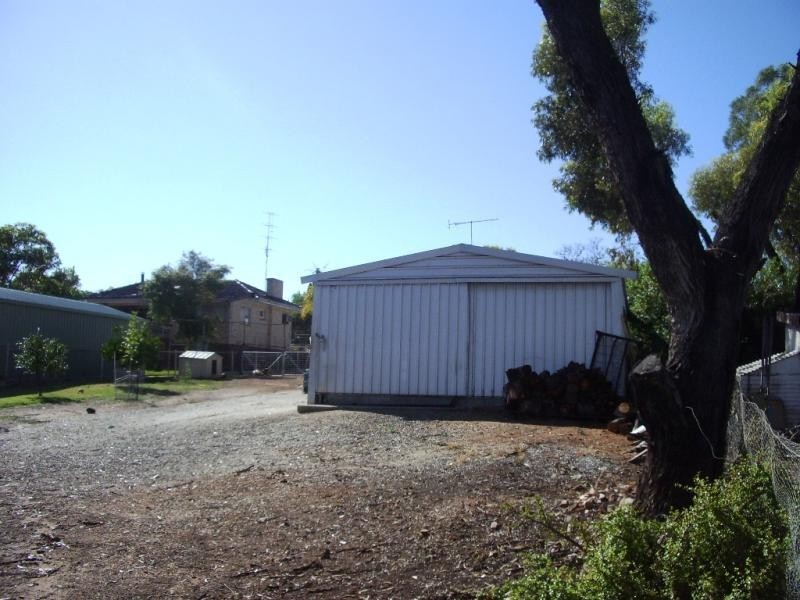 230 Duke Street, Northam WA 6401