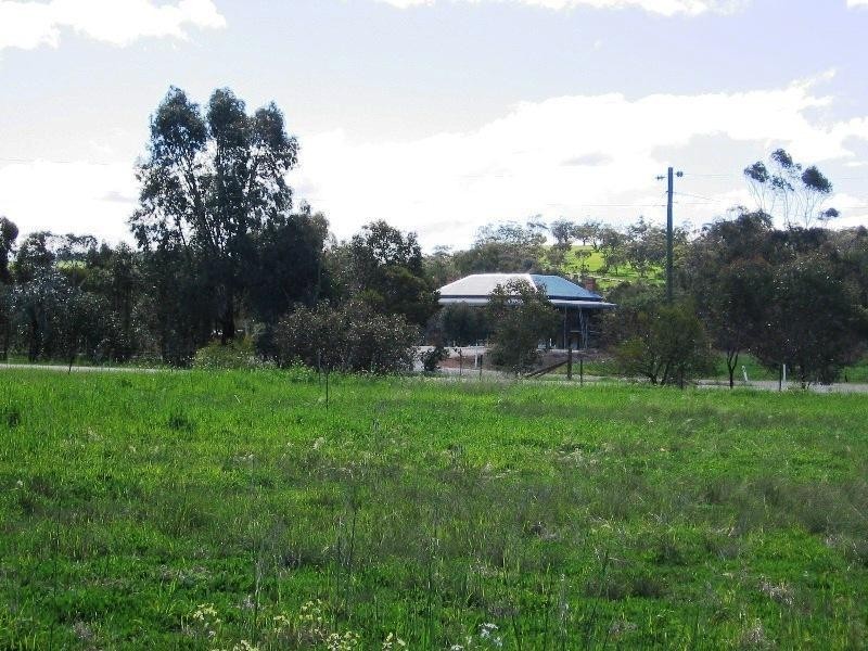 122 Robinson Street, Spencers Brook WA 6401