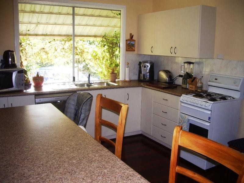 69 Mitchell Street, Cunderdin WA 6407